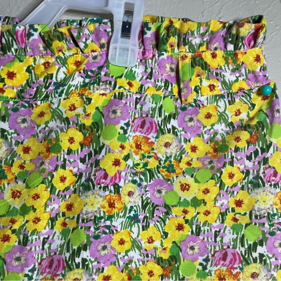 Shein Curve multicolor floral shorts - Picture 3 of 5
